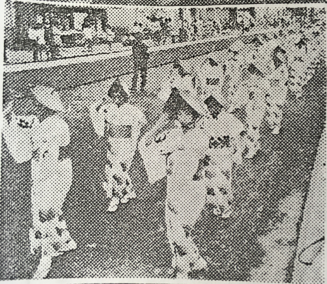 写真:大川町を練るソーラン踊りパレード(昭和45年8月4日の新聞記事より)